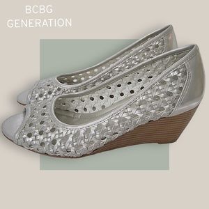 BCBGenervation Tylar Silver Woven Open Toe Wedge Heel - Size 6.5
